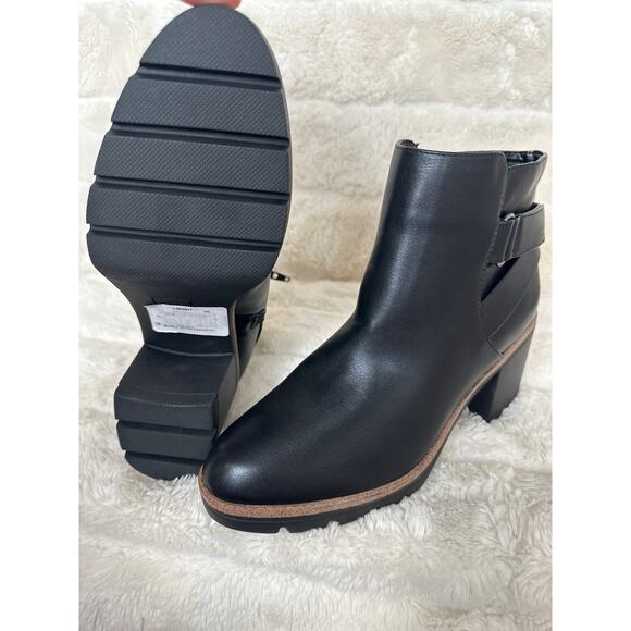 Naturalizer 9 M Madalynn Strap Weatherproof Heeled Boots Rain Repellent - Picture 5 of 5